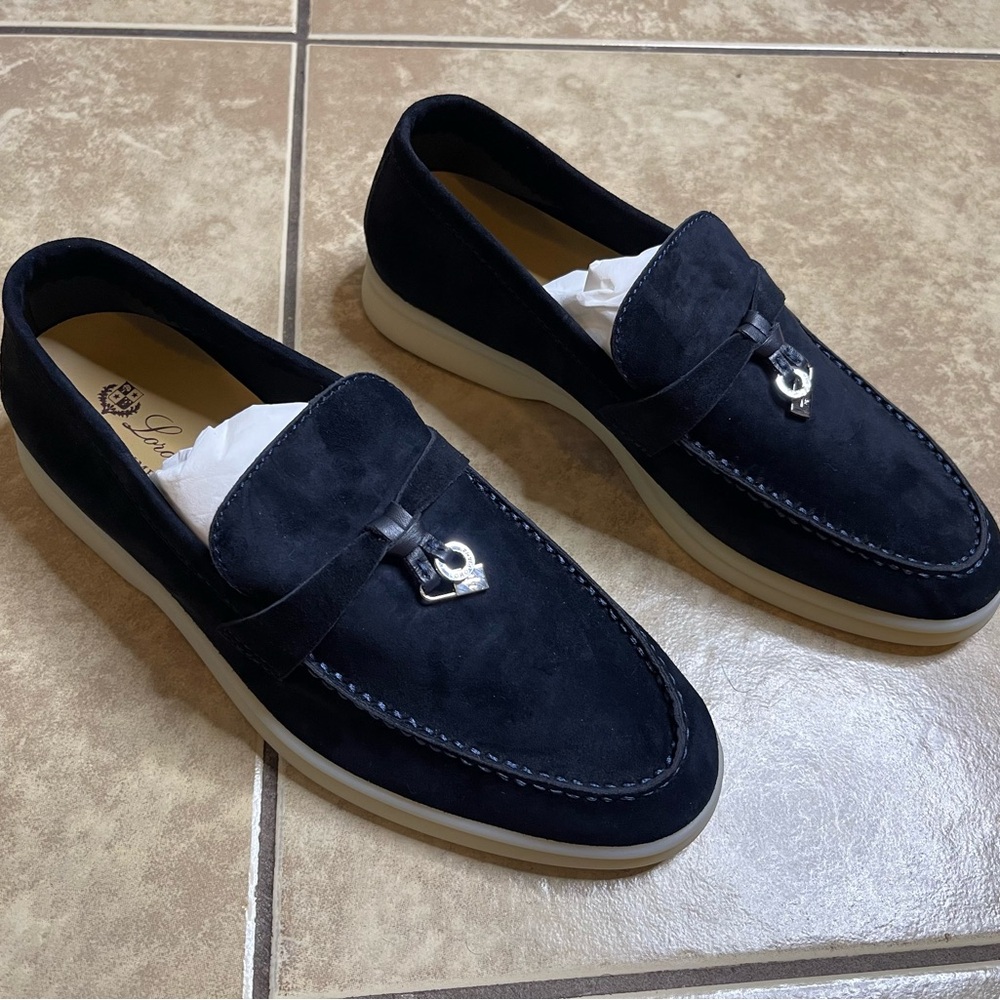 Loro Piana Women’s Black Summer Walk